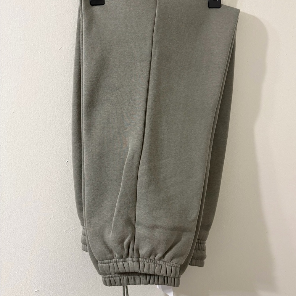 Nike Women's Gray High-Rise Joggers - Picture 2 of 4